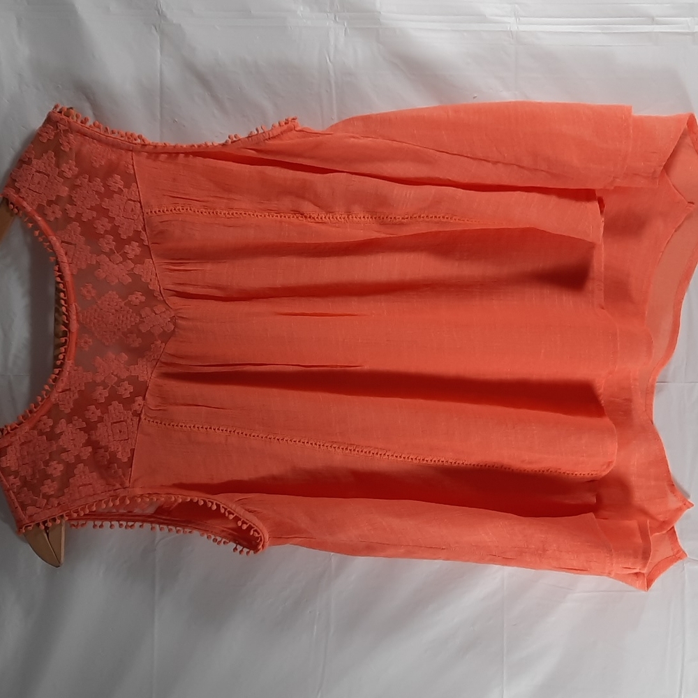 STUDIO PETITE ORANGE HI -LOW SLEEVELESS BLOUSE SZ PL